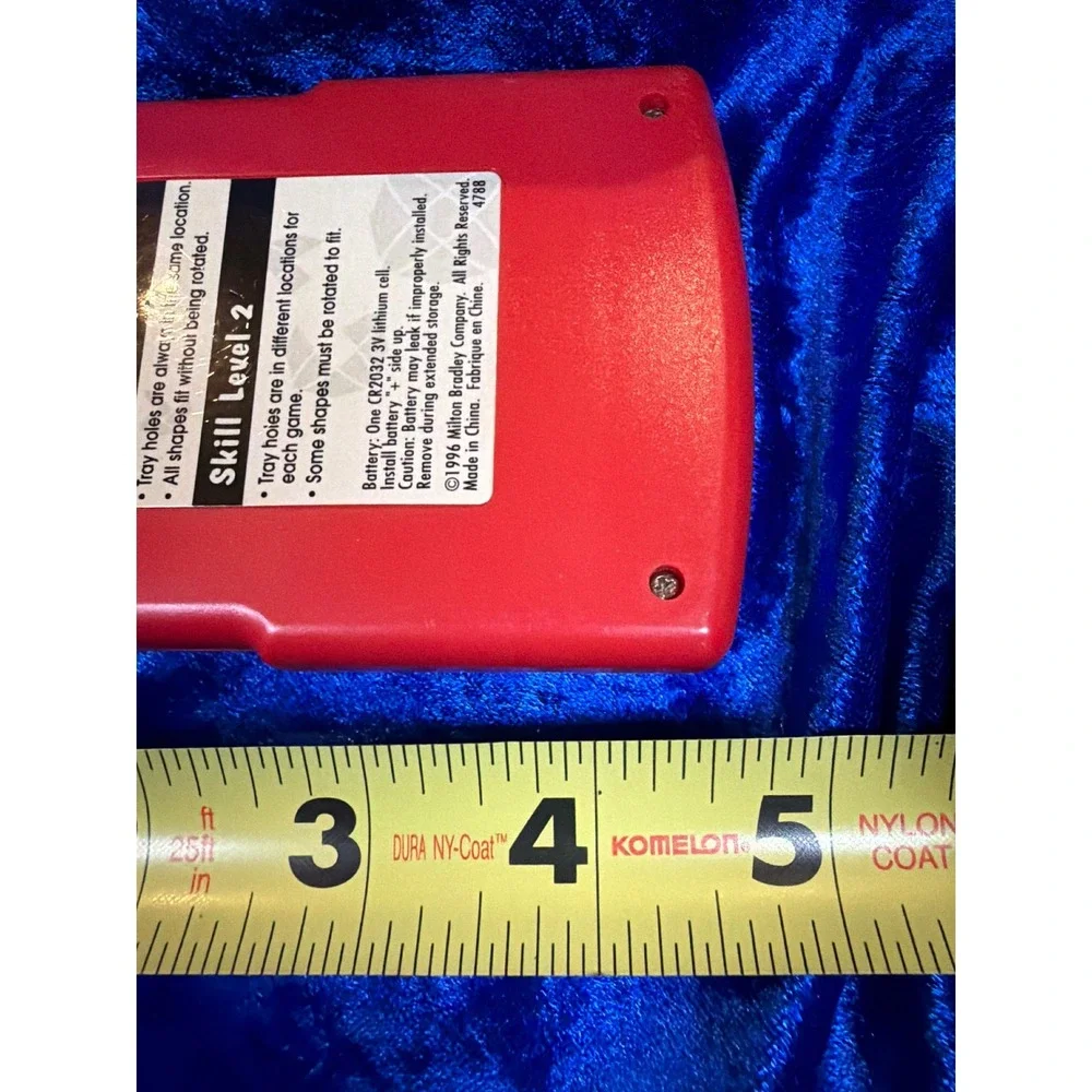 Vintage 1996 Milton Bradley Electronic Hand-Held Perfection Game Red 4788 Retro