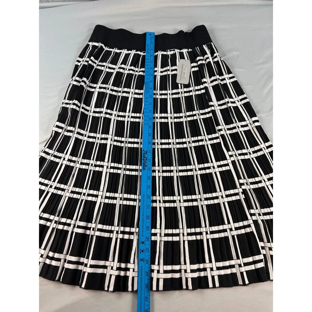 Metrowear andi james