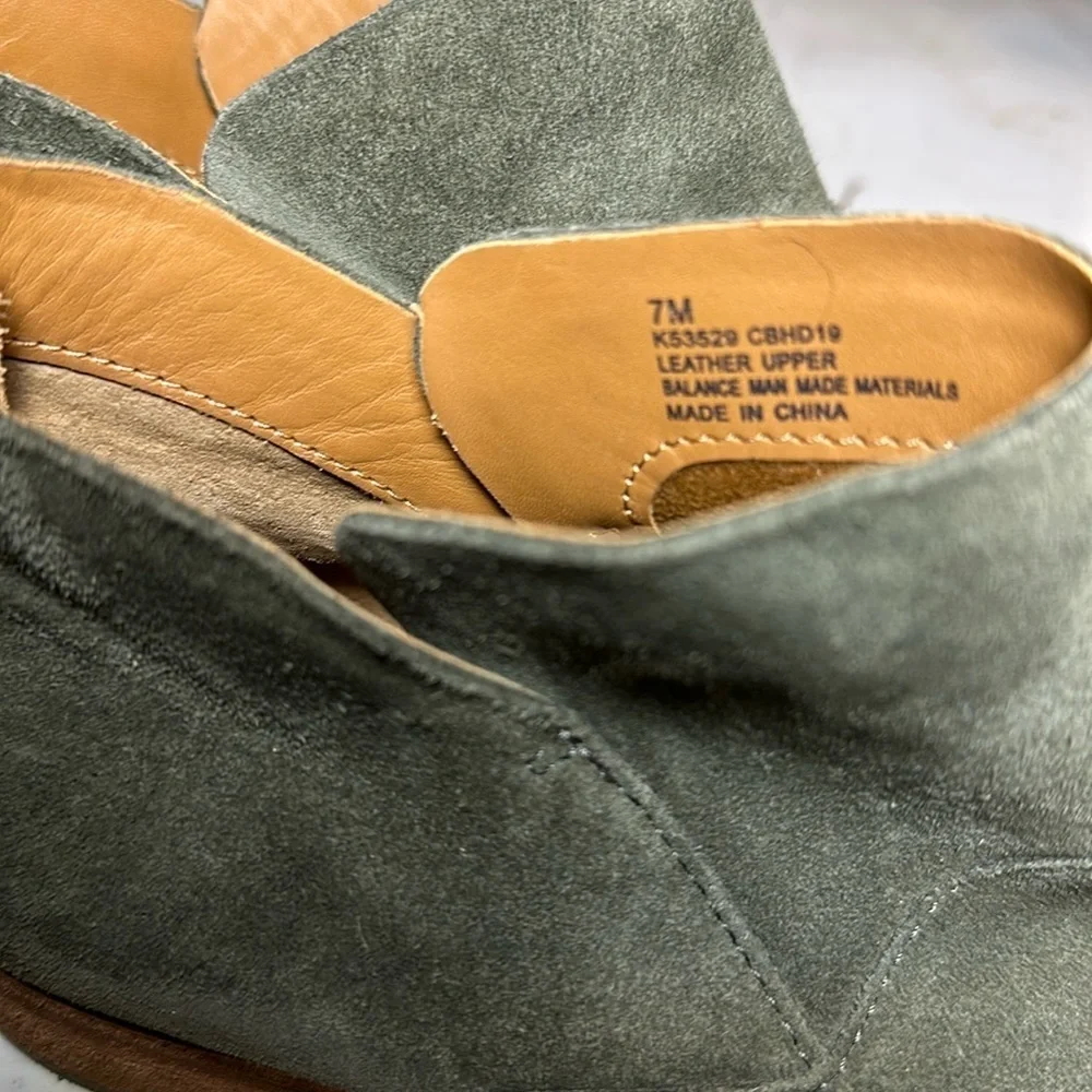 Kork- Ease women’s green suede Ryder Chelsea Boot size 7M