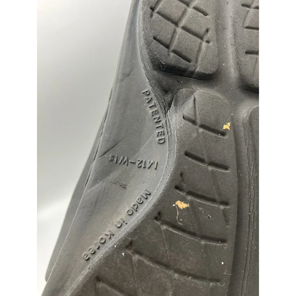 OOFOS 12 shoes