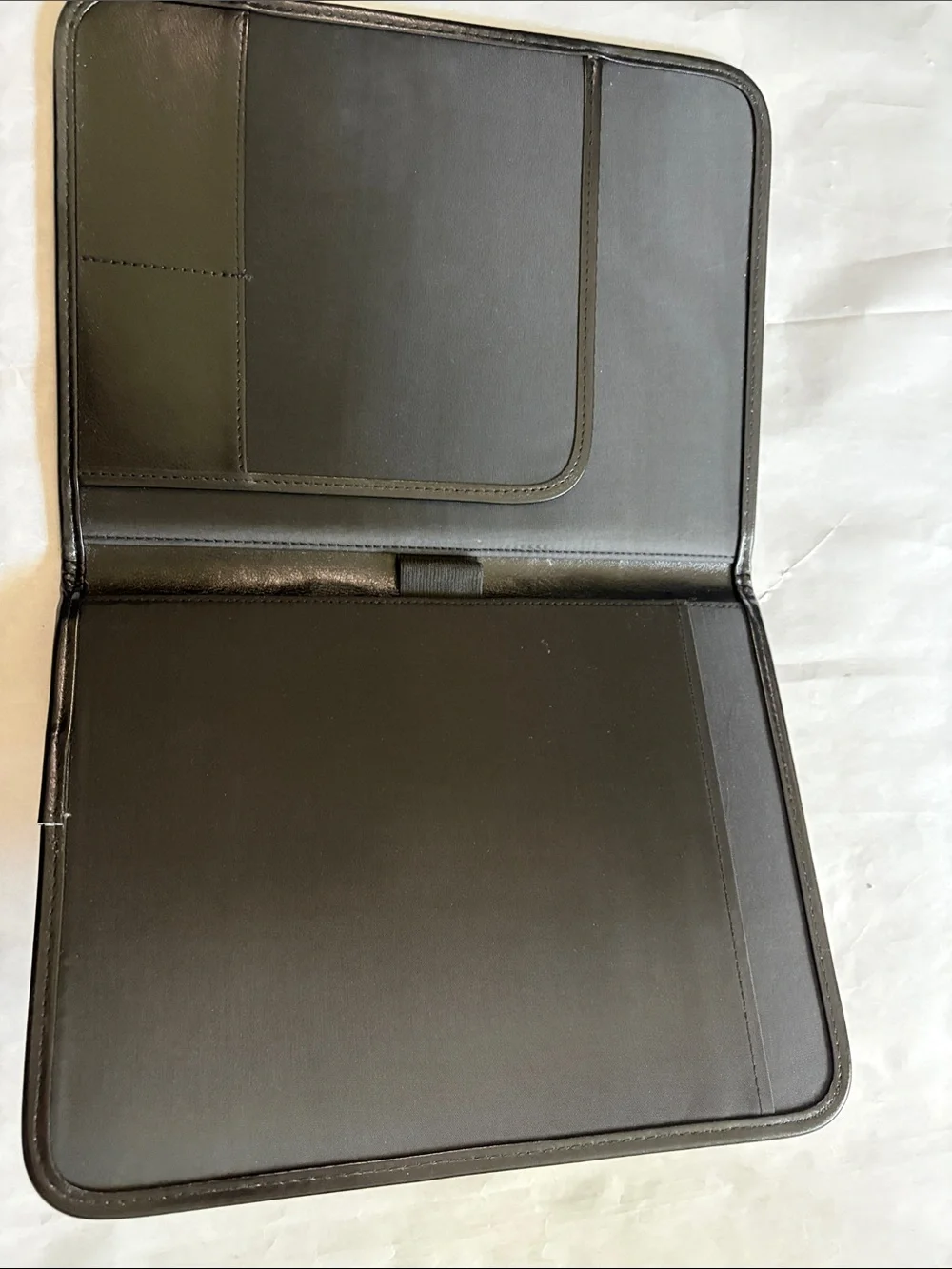 Schneider electric Portfolio Folder Black Leather 12x9 smart structure solution
