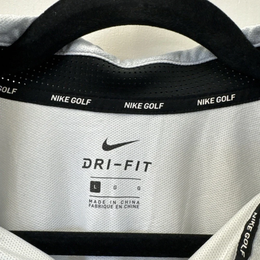 nike golf‎ shirt size large