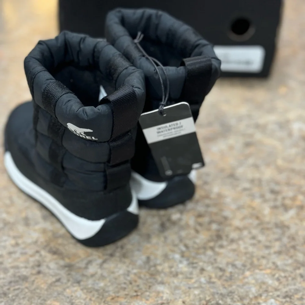 Sorel size new