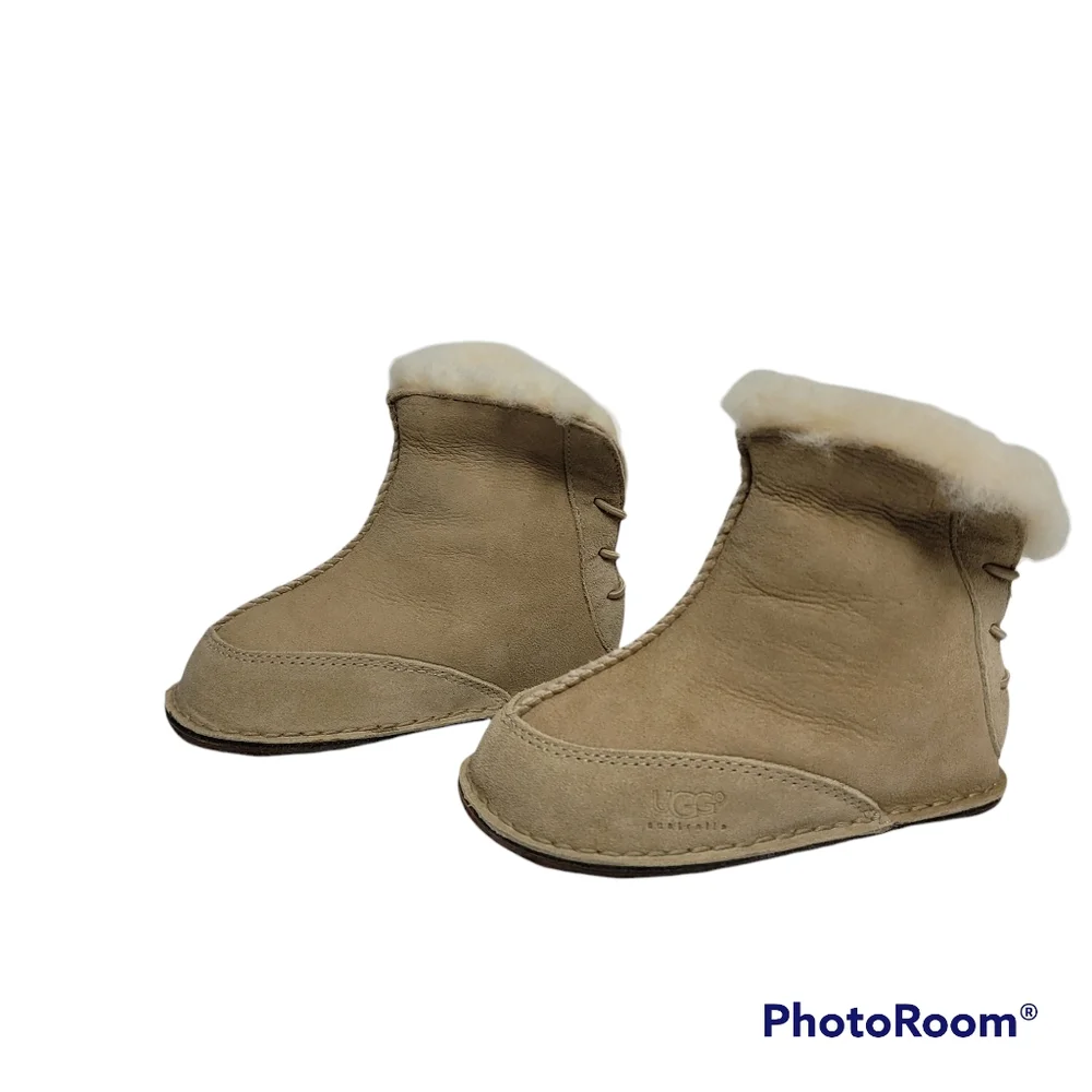 UGG I BOO Shearling Boots‎ INFANTS Size LARGE