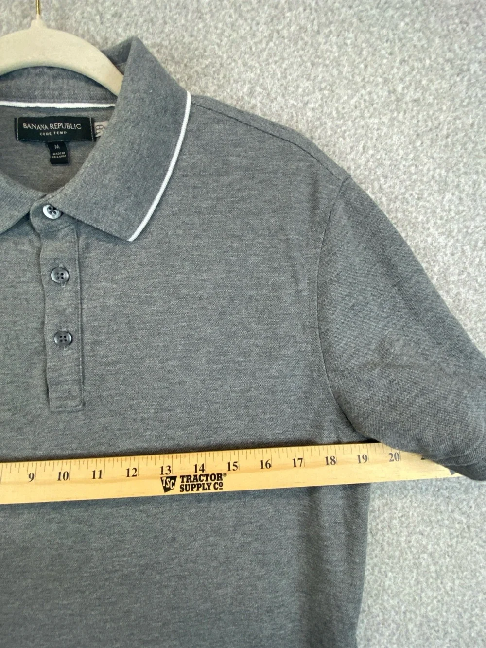 Banana Republic Men’s Medium Core Temp Polo Gray Preppy Basics Golf