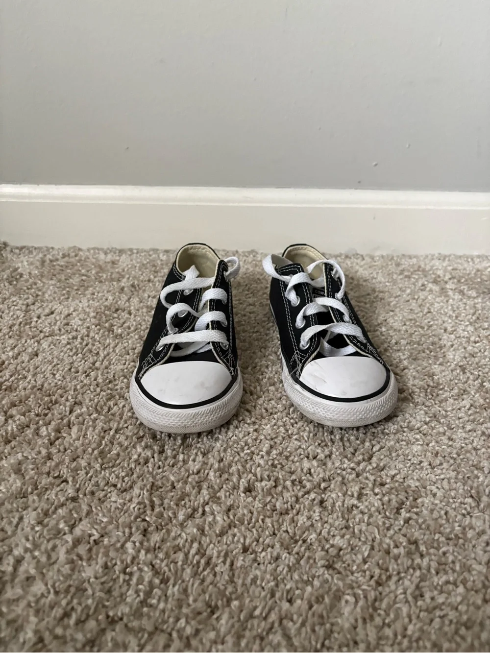 Converse Chuck Taylor Black/White Toddler Size 9