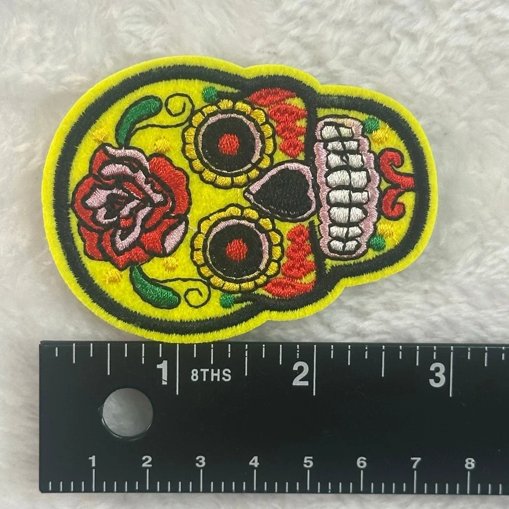 N/A material tattoo traditional