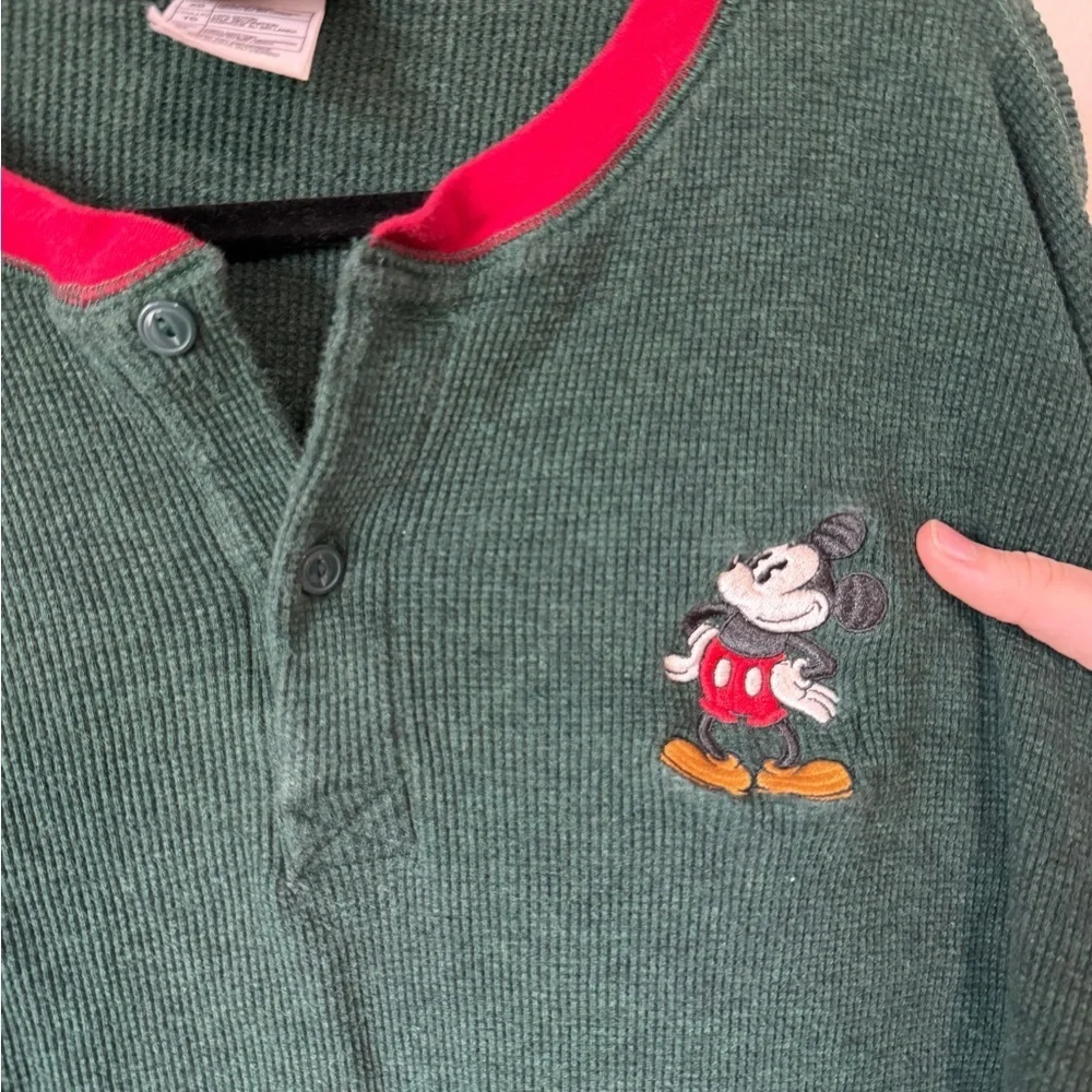 Disney piece mickey