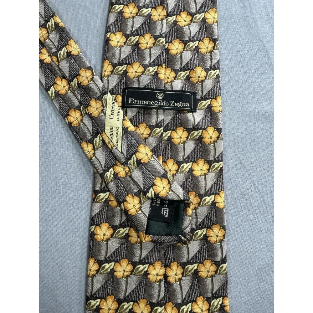 Ermenegildo Zegna Floral Men's‎ Dress Tie