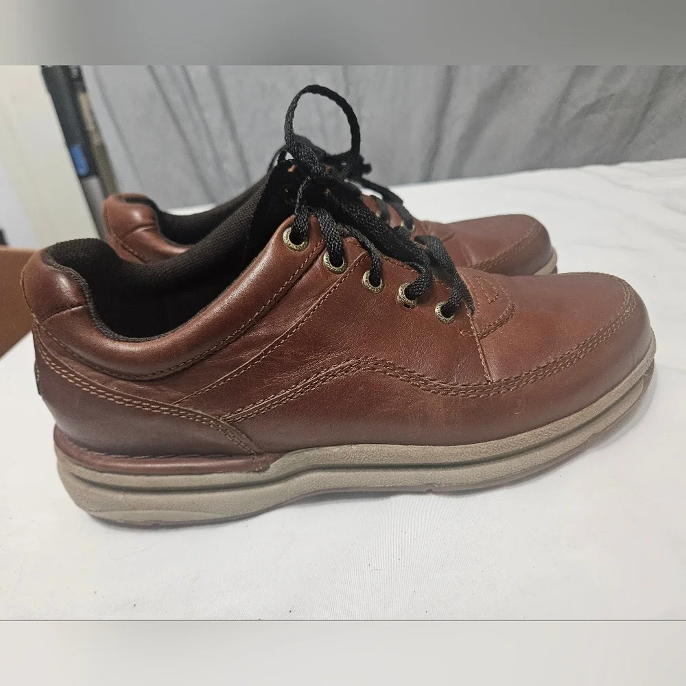 Rockport euc light