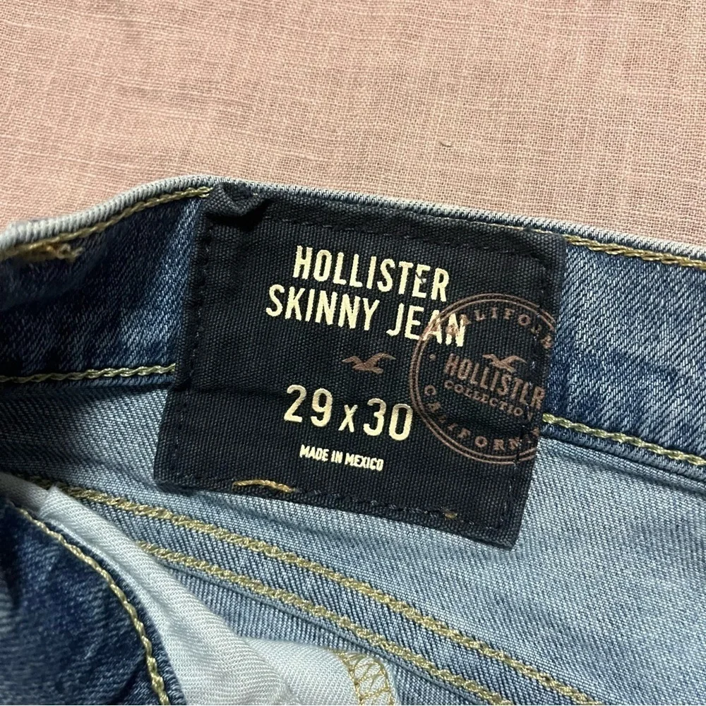 Hollister Light Blue Slim Straight Jeans Size 29x30 Trendy Skater California