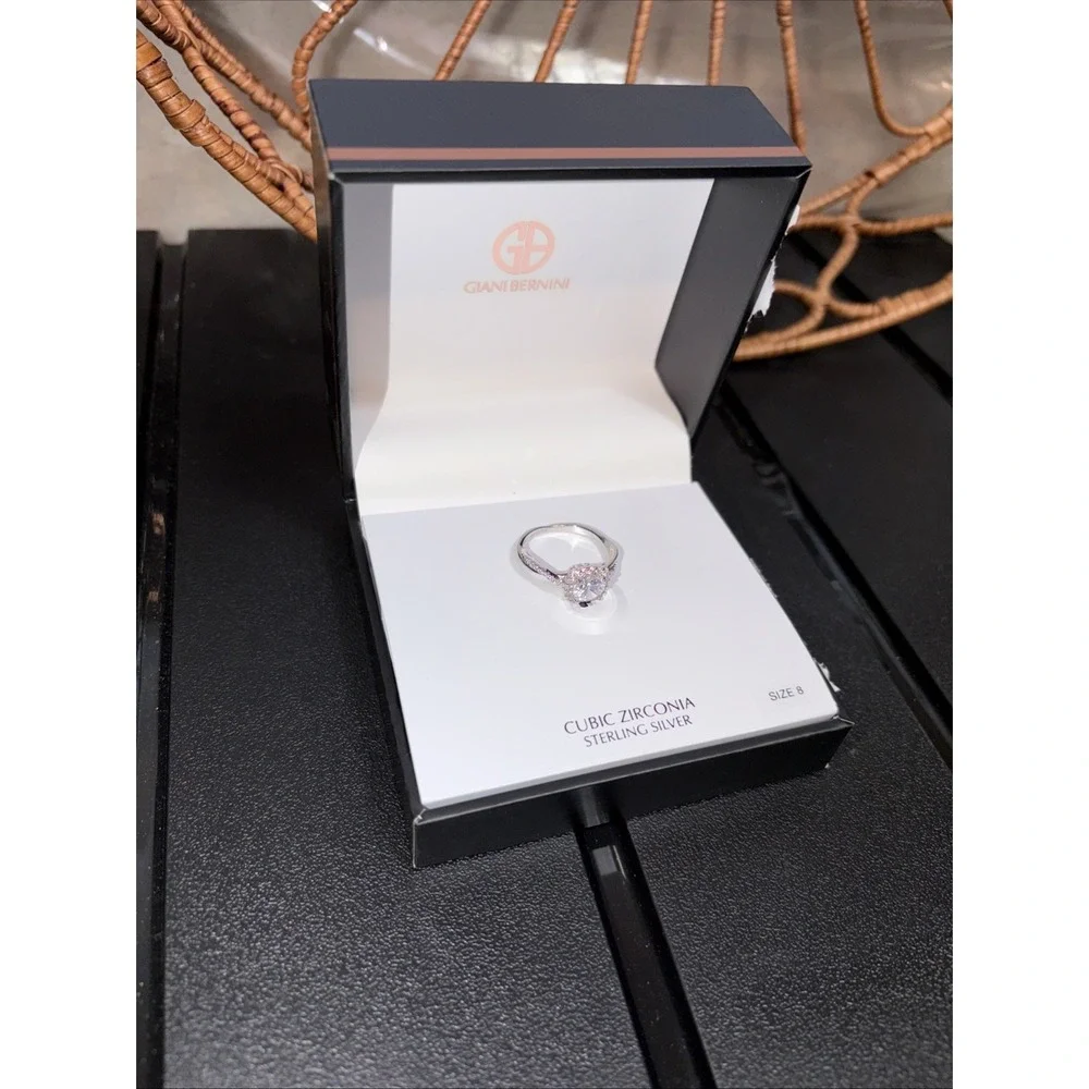Giani Bernini CZ Halo Ring In Sterling Silver Size‎ 8 RP $100- BRAND NEW IN BOX