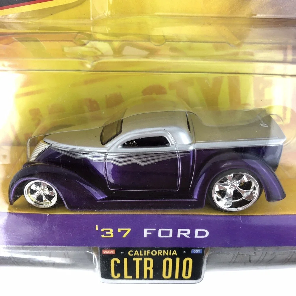 Jada D-Rods 37 1937 Ford Truck Purple & Silver 2005 Wave 1‎ Die Cast 1/64 Scale