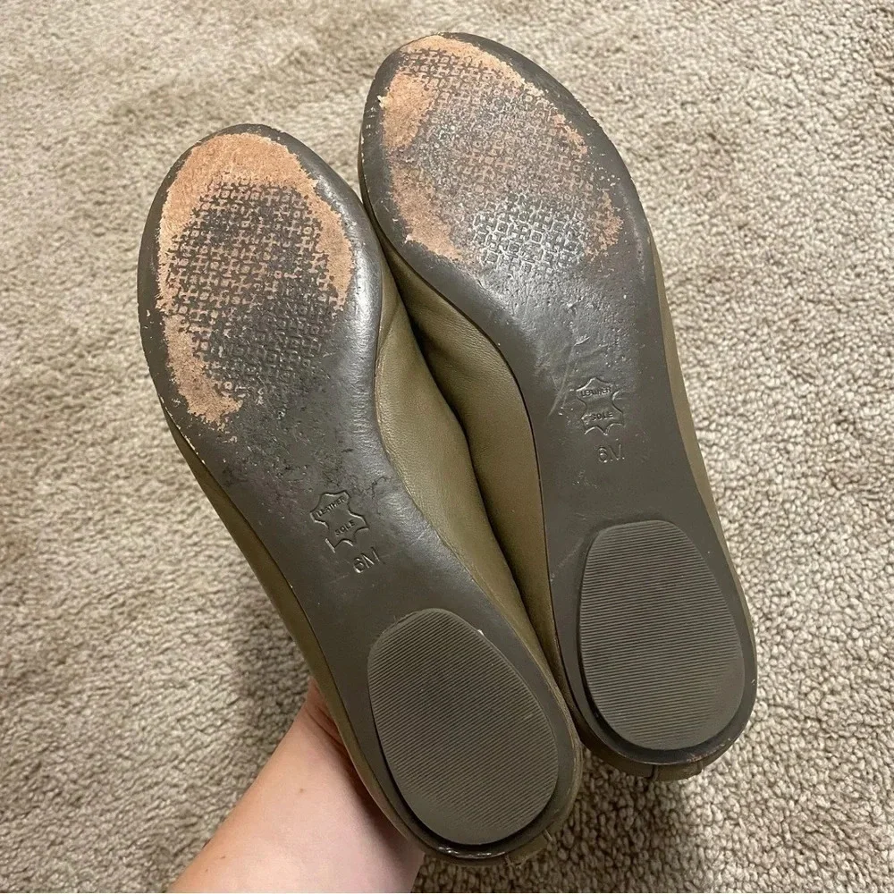 Tory Burch sleek feminine
