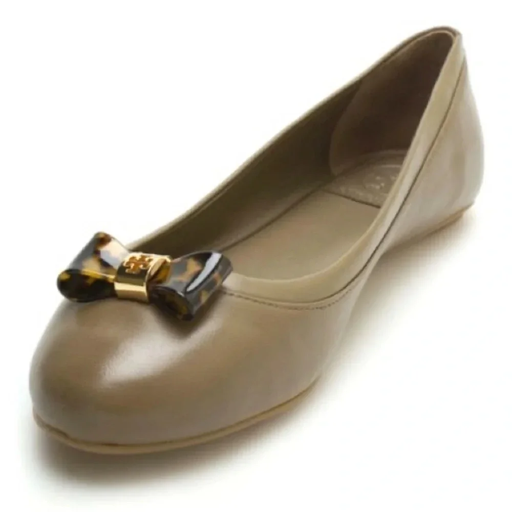 Tory Burch sleek feminine