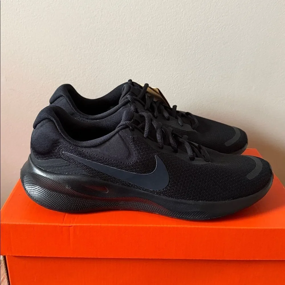 Nike Revolution 7 Black FB2207-005 Men’s Size 13