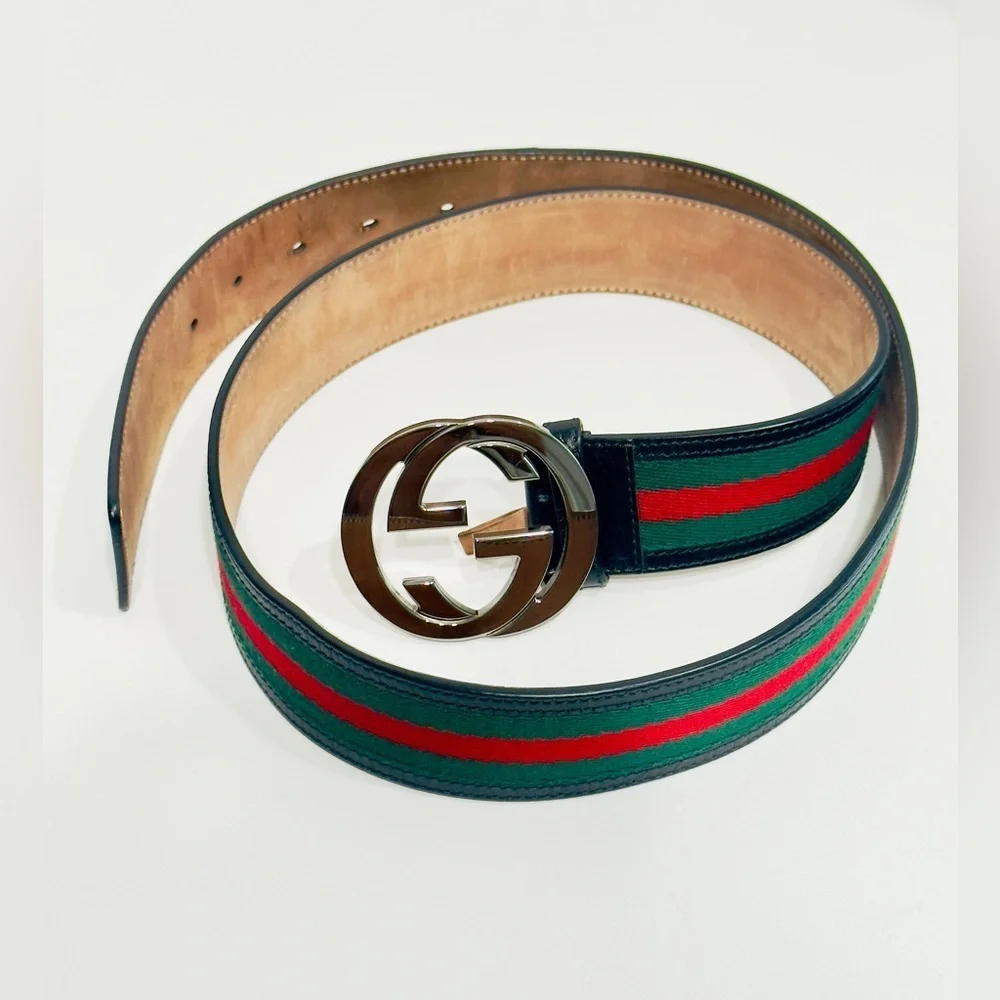 Gucci web canvas