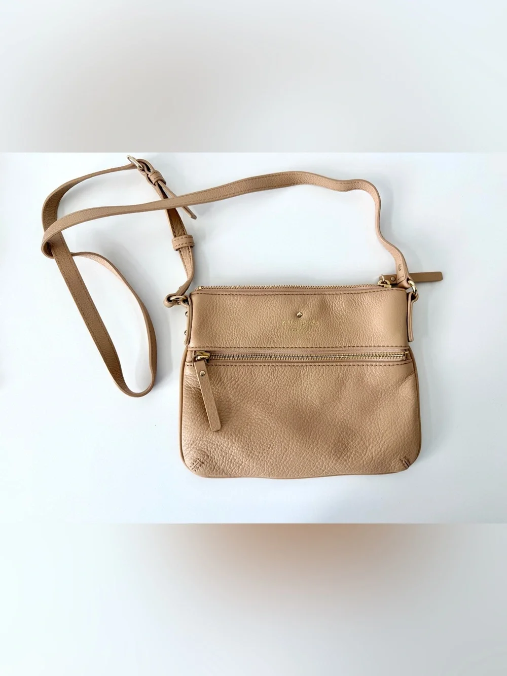 Kate Spade New York Pebbled Leather Crossbody Bag in Beige/Taupe