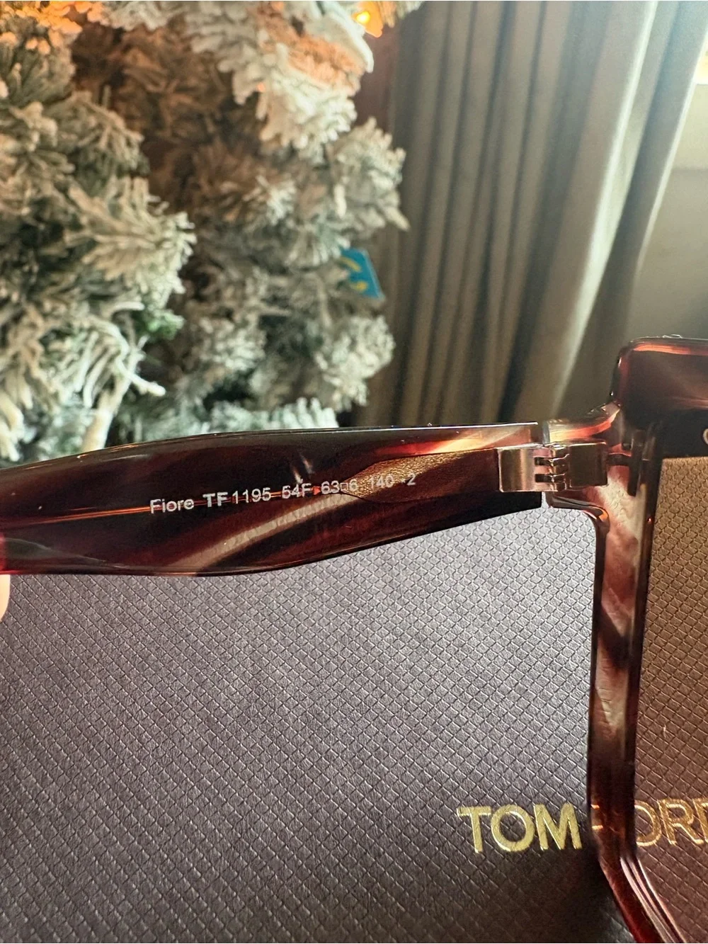 Tom Ford bold oversized