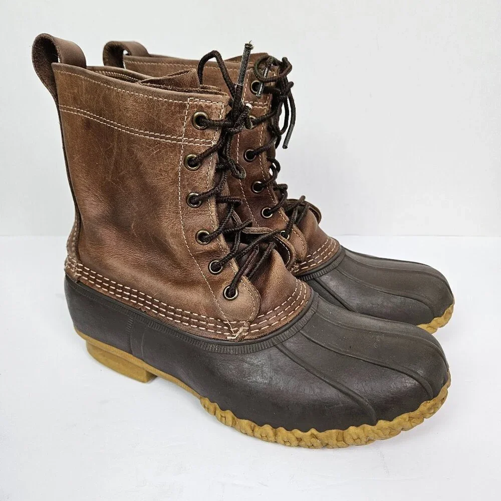 L.L. Bean lace up bean