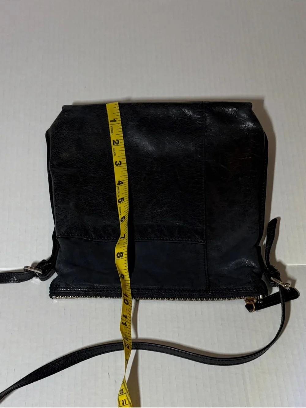 HOBO women’s neutral