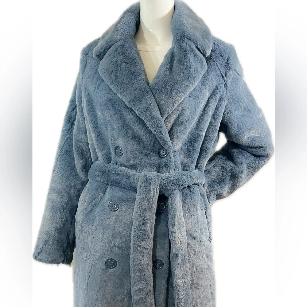 UGG soft chic