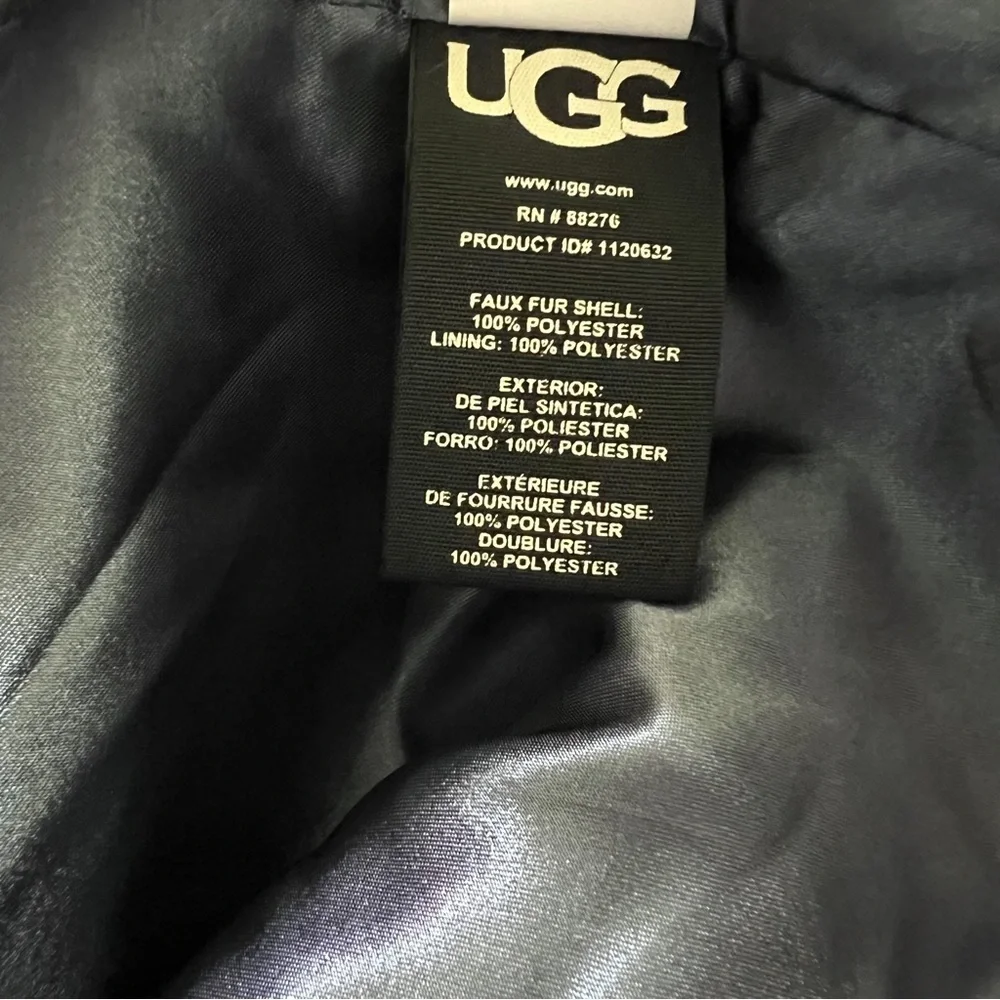 UGG soft chic