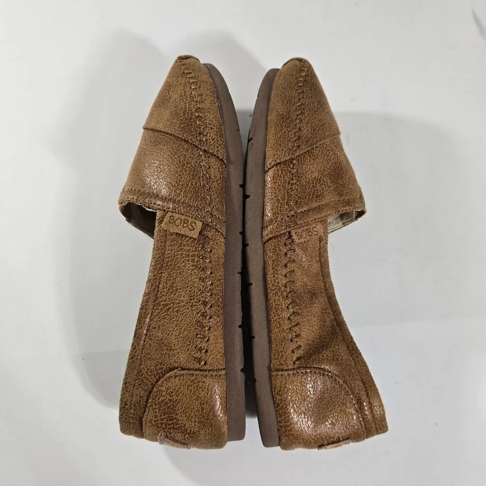 BOBS from Skechers may wear inserts