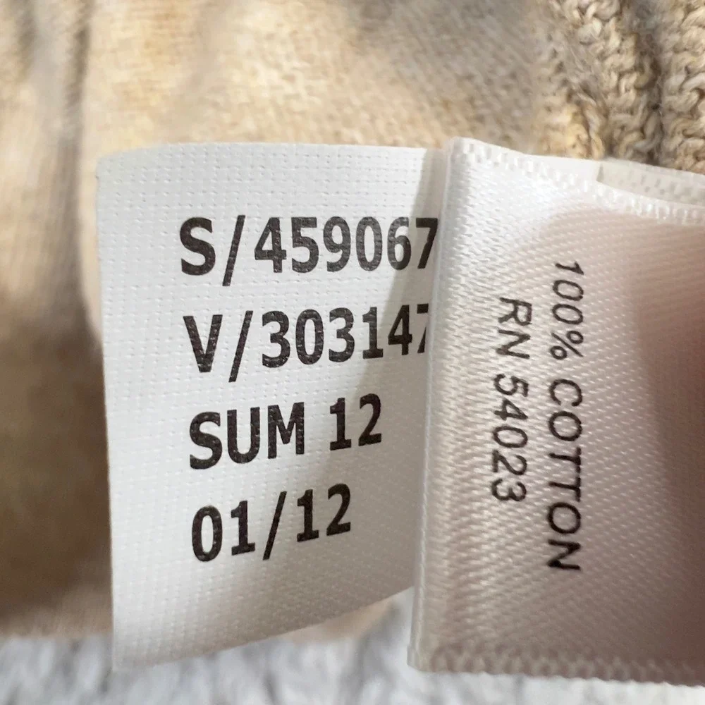 Banana Republic aesthetic keywords