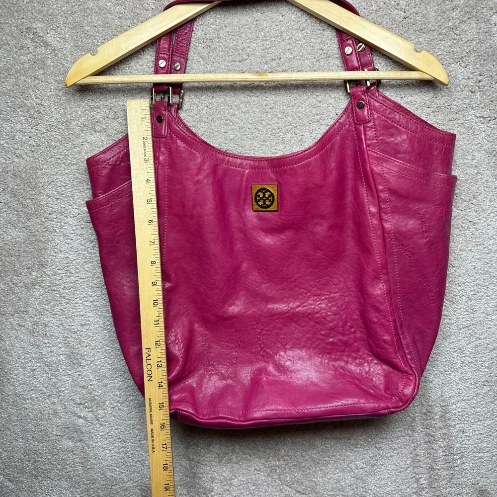 Tory Burch magent pink