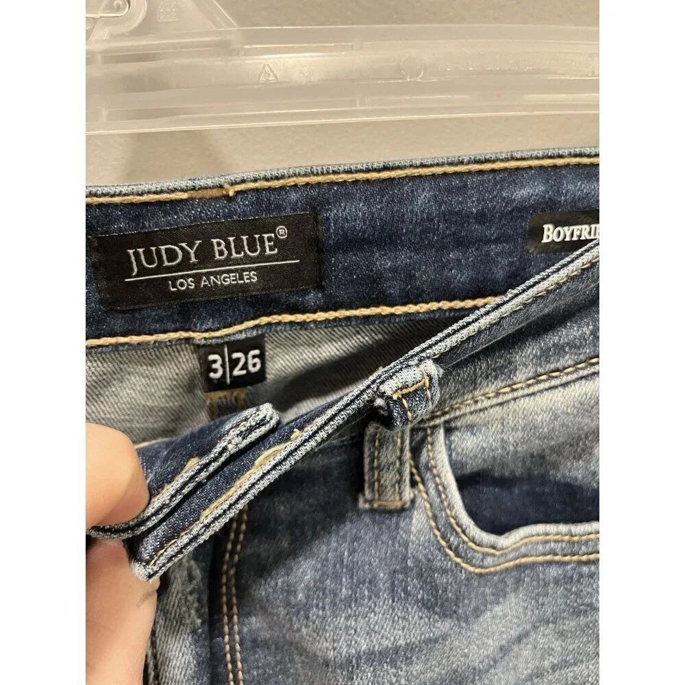 Judy Blue Women's 3/26 Boyfriend Fit Dark Wash Distressed Slim-Fit Denim Jeans