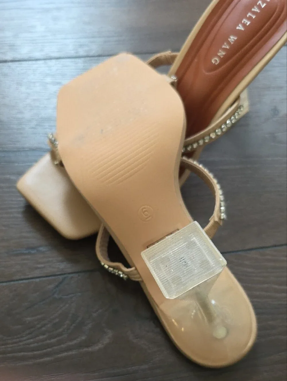 AKIRA women heeled