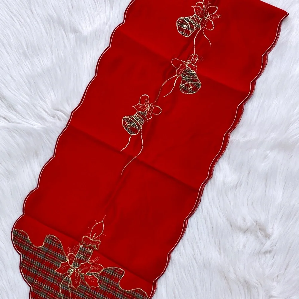 Pier 1 piece red