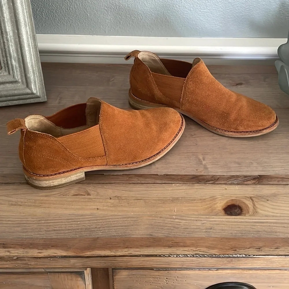Clarks padded style