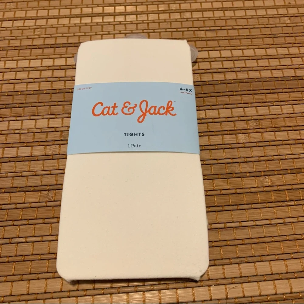NWT Cat & Jack Almond color tights size 4–6x