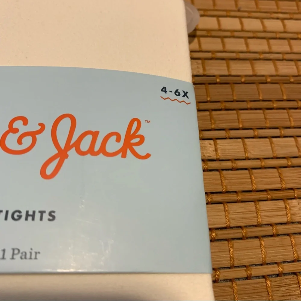 NWT Cat & Jack Almond color tights size 4–6x