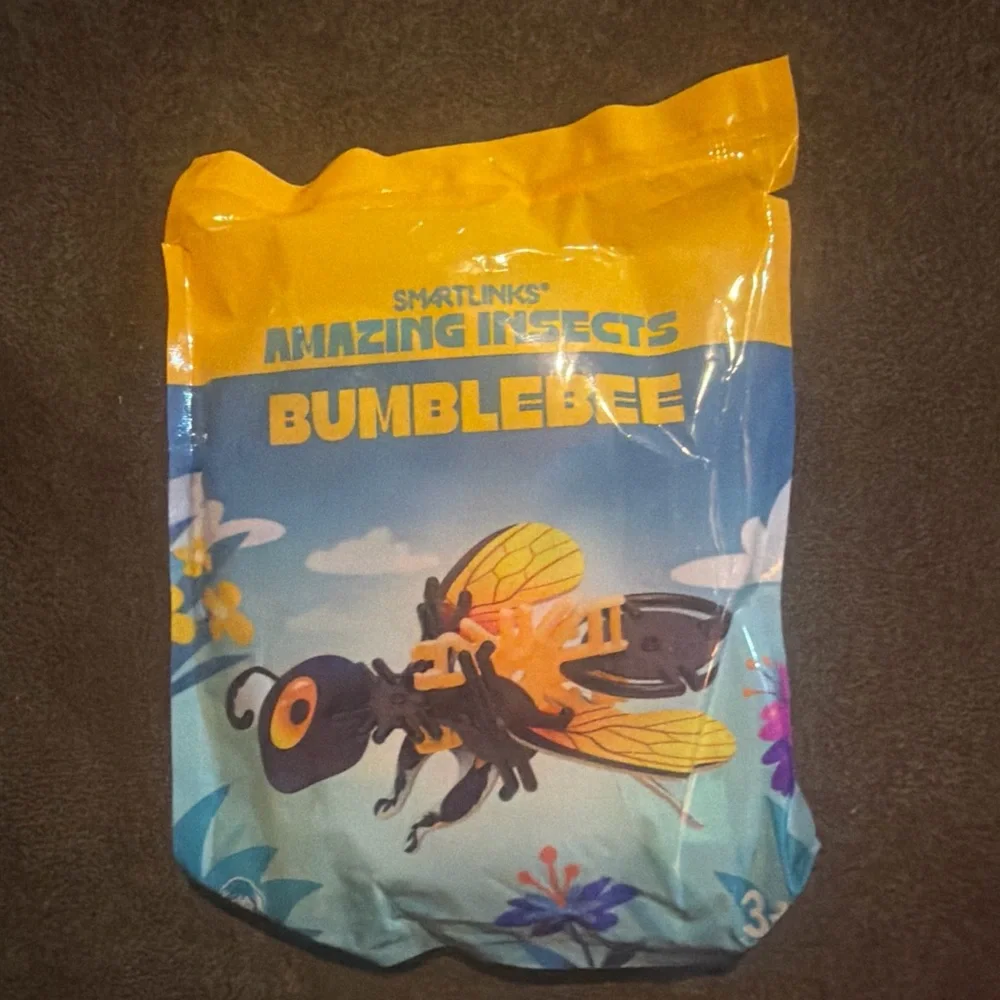 Wendy's Kids Meal Toy 2024‎ Smartlinks - Amazing Insects - Bumblebee