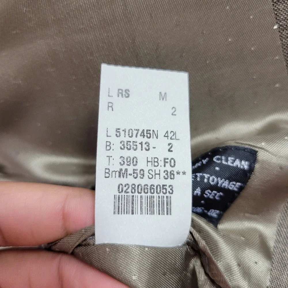 Calvin Klein Men's Sport Coat Blazer Three Button Brown Shark Skin Wool Size 42L