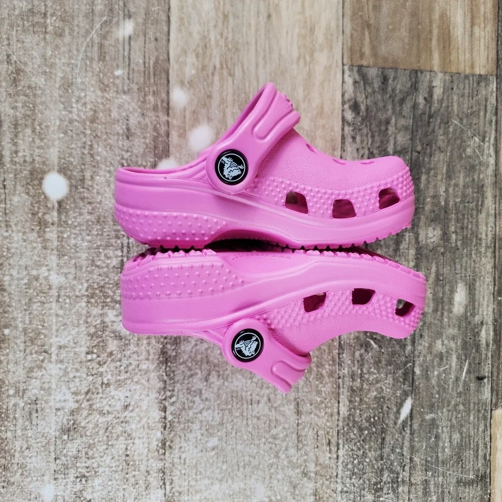 CROCS new without