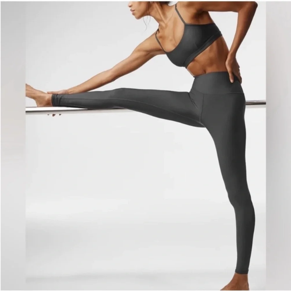 ALO Yoga are way good