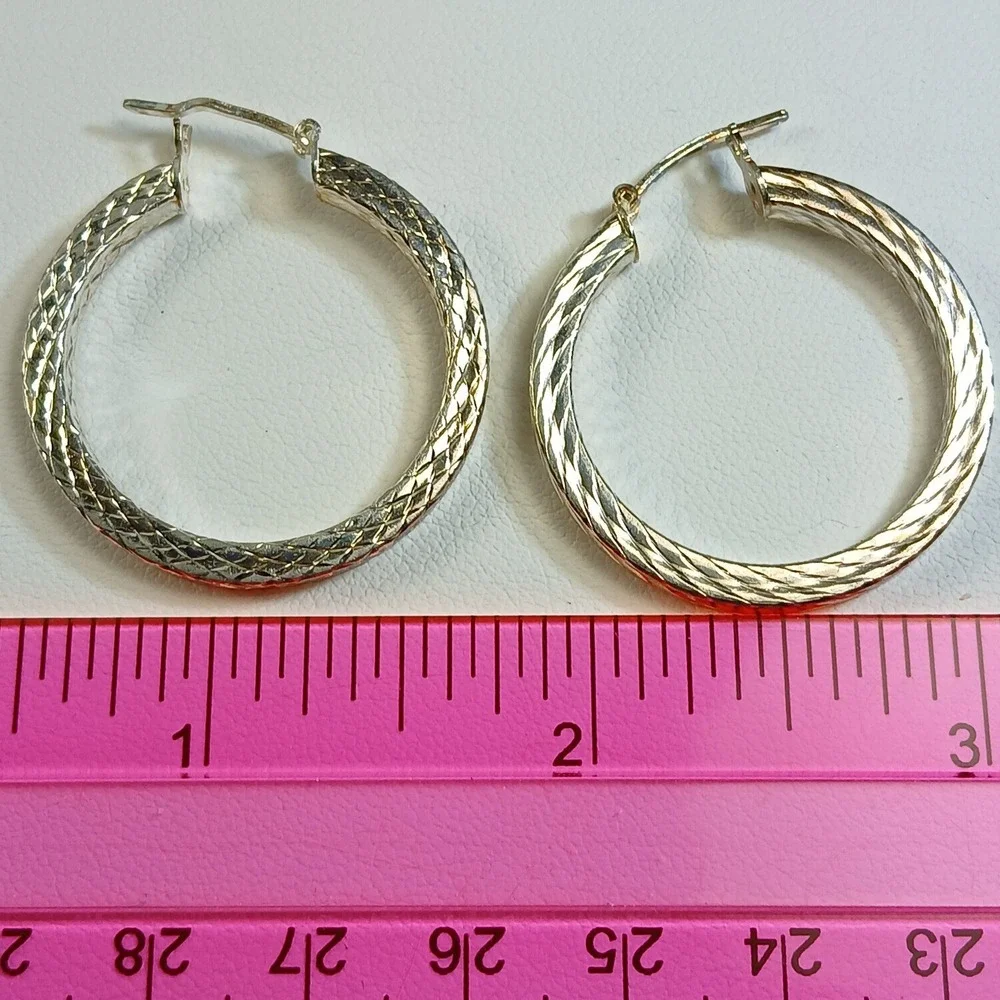 Vintage 1990s Sterling Silver Textured Diamond Cut Hoop Earrings Thailand 1.25