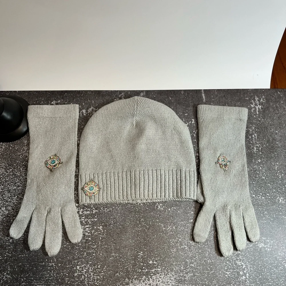 Carol Brodie Evil Eye Hat and Gloves‎ Set