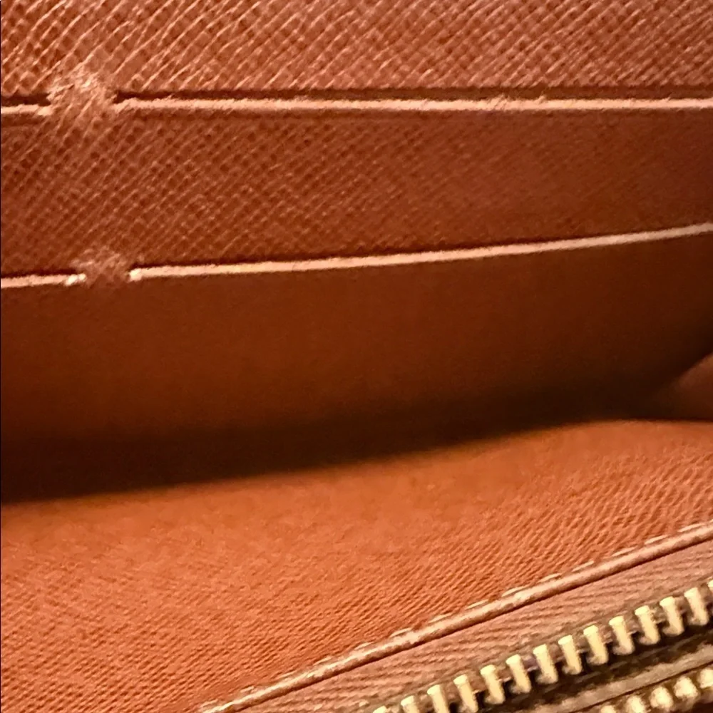 Louis Vuitton Brown Monogram Sarah Wallet Long Vintage