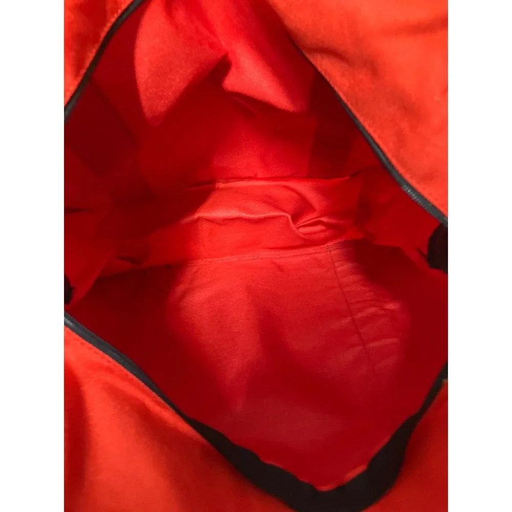 RMC Lonestar vibrant red