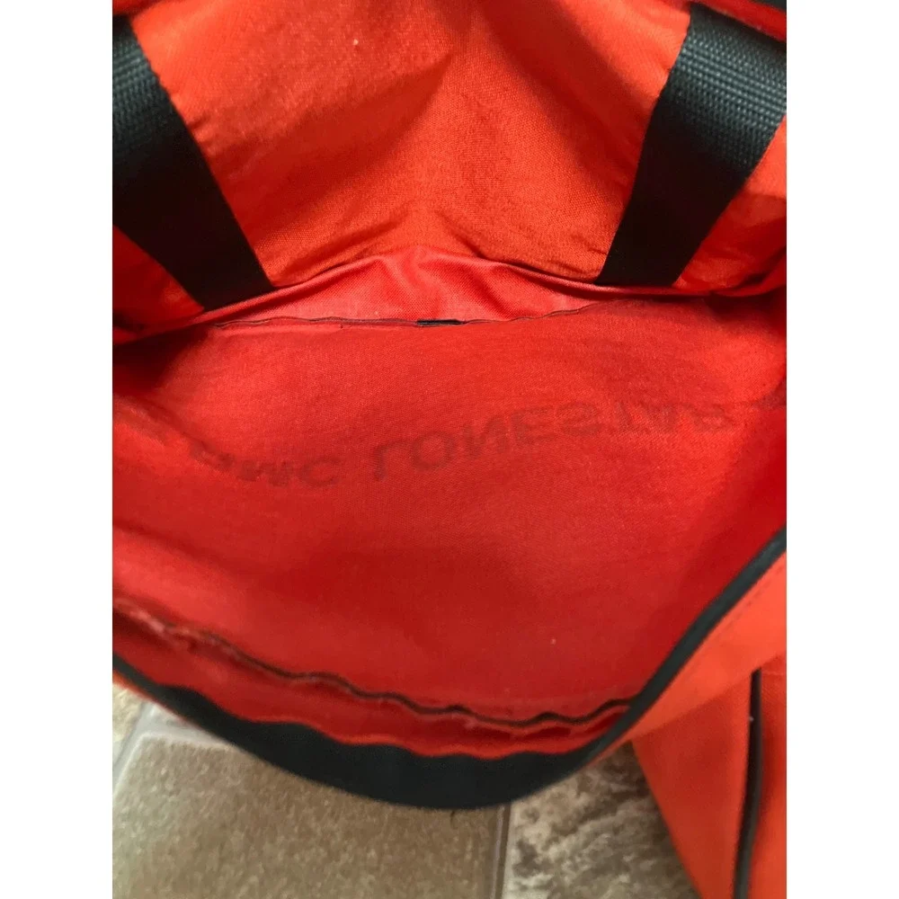 RMC Lonestar vibrant red