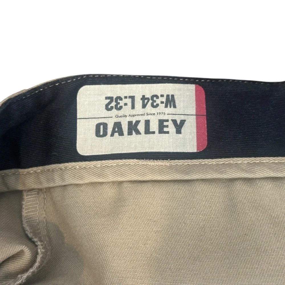 Oakley these 2009