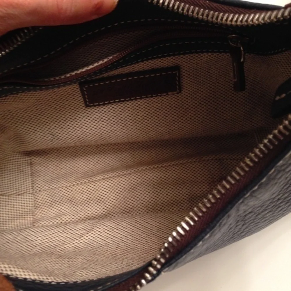 Dooney & Bourke beautiful bag