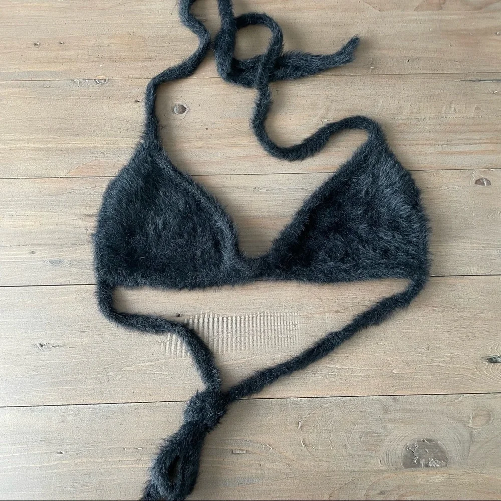 Frankies Bikinis say hi