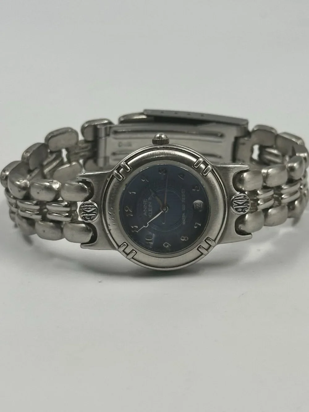 Anne Klein anne klein