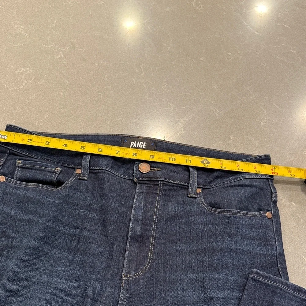 PAIGE styling classic jeans
